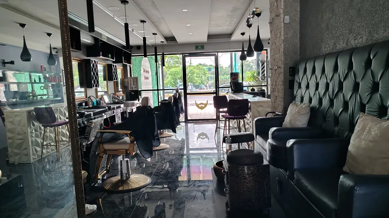 LOCAL PARA BARBERÍA | Av. Holbox con puente Nichupte | TuDepartamentoEnCancun