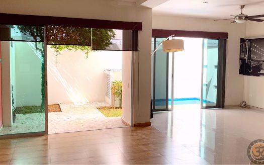 Gorgeous 3 Bedroom Home