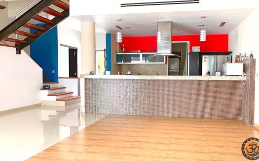 Gorgeous 3 Bedroom Home